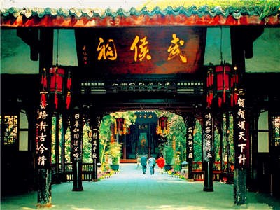 成都4月春光無(wú)限，春季成都周邊旅游景點(diǎn)